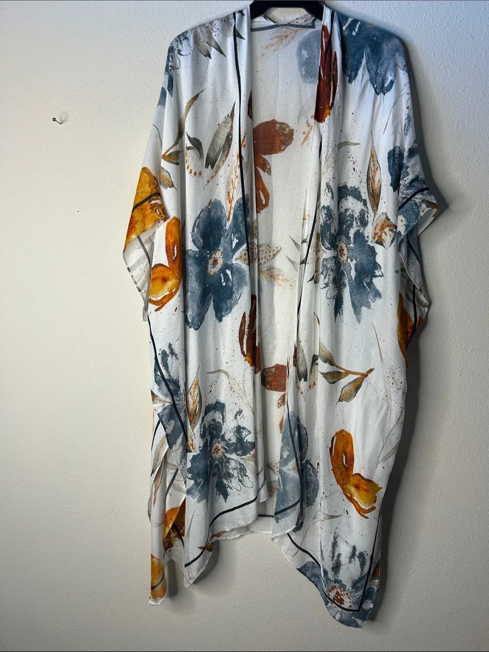 Floral Lightweight Kimono Wrap in White, Blue & Mustard
